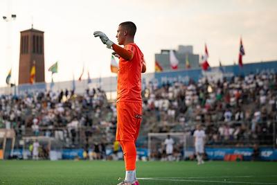 Målvaktstalangen Melker Wall på landslagsuppdrag