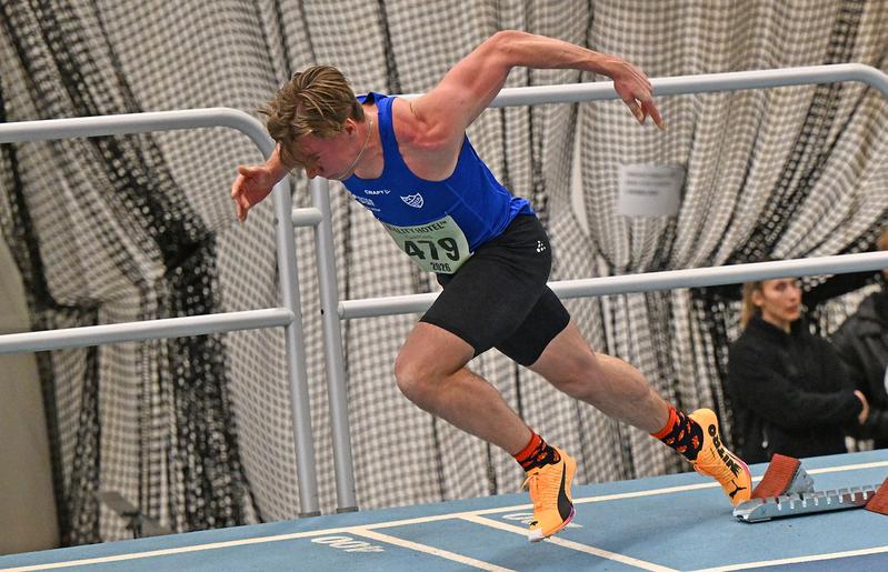 Svenska årsbästan på 200