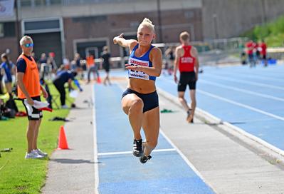 Annie siktar längre: Nu i IFK!